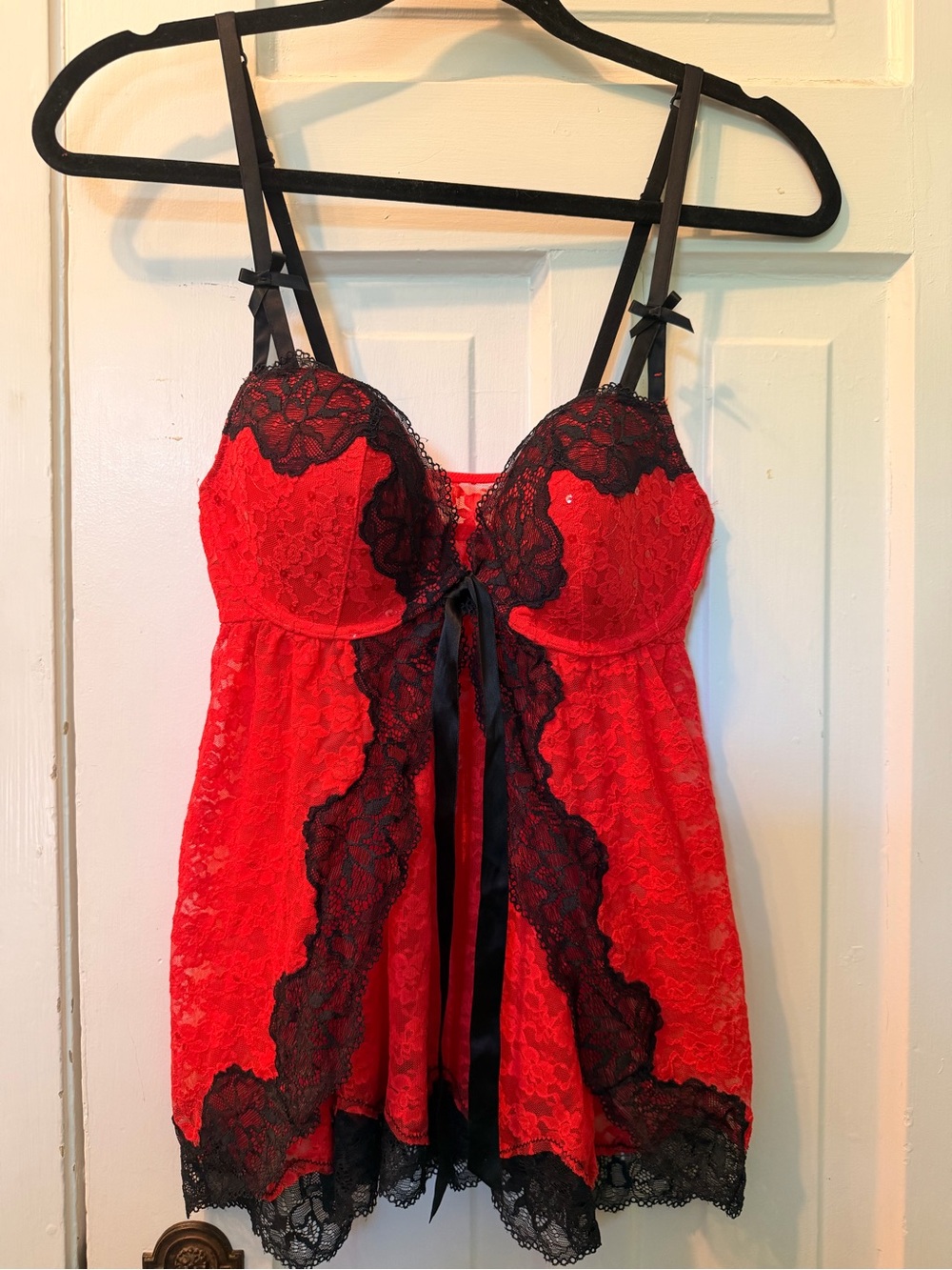 La SENZA Red and Black Lace Babydoll Chemise with Ribbon M - Picture 2 of 16